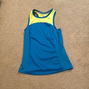 Nike tank